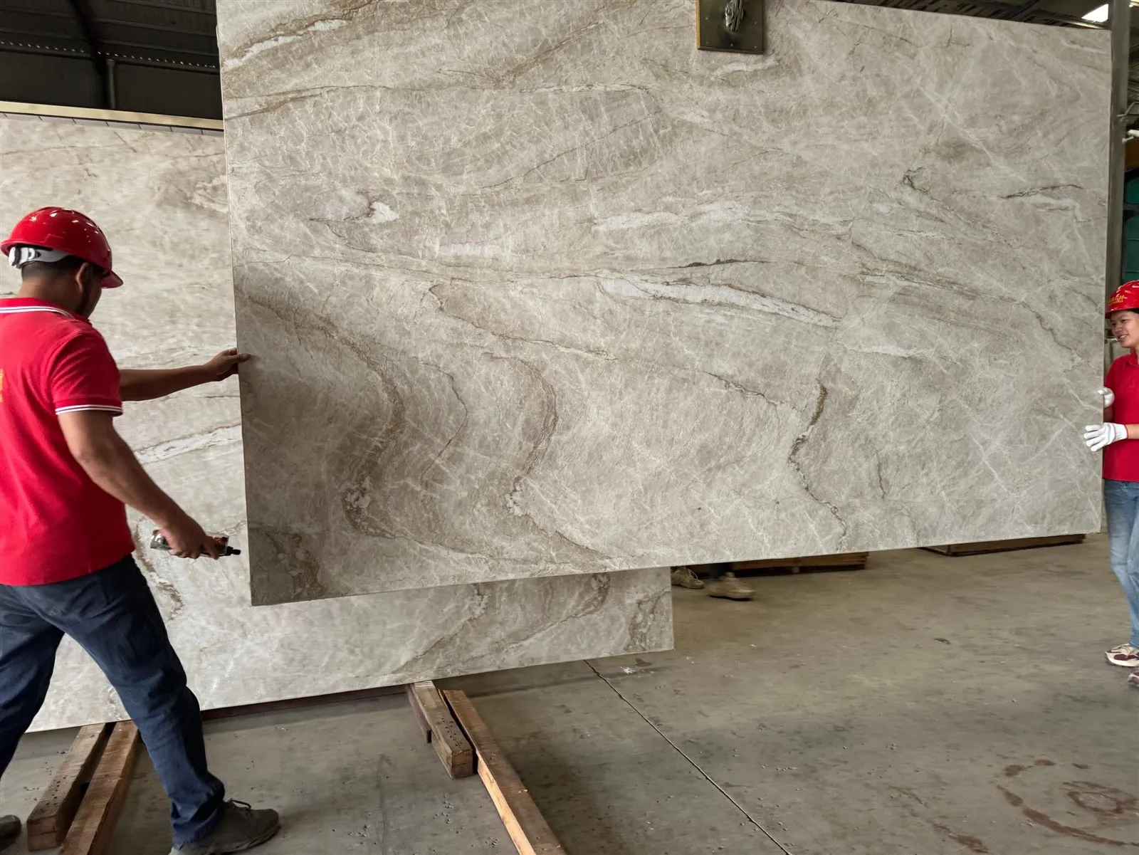 Sintered Stone with Marble Effect Sintered Stone with Marble Effect