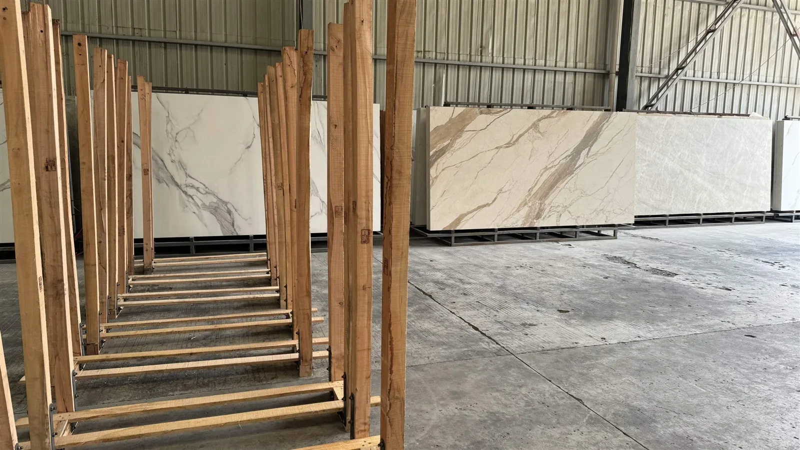 Stone slabs for high-end retail Stone slabs for high-end retail